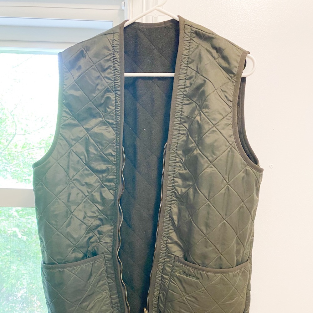 MENS BARBOUR quilted vest EUC!